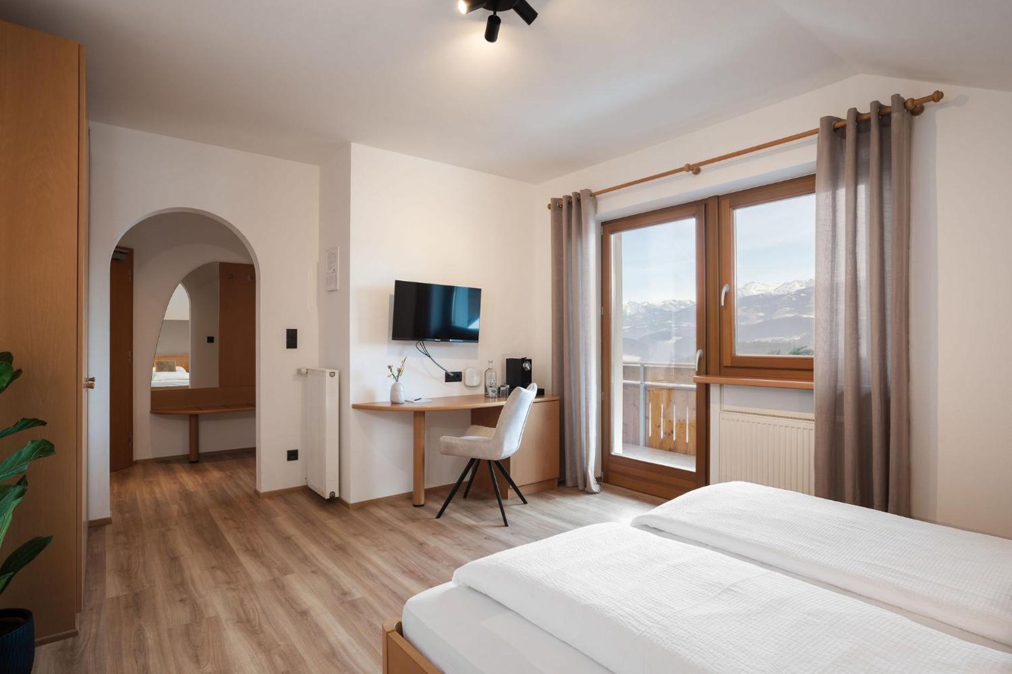Doppelzimmer mit Balkon